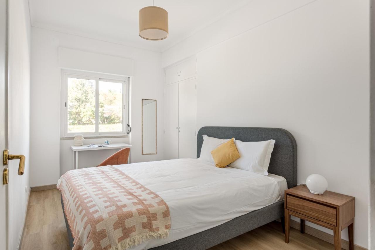 Joivy Striking Flat In Benfica Apartament Lizbona